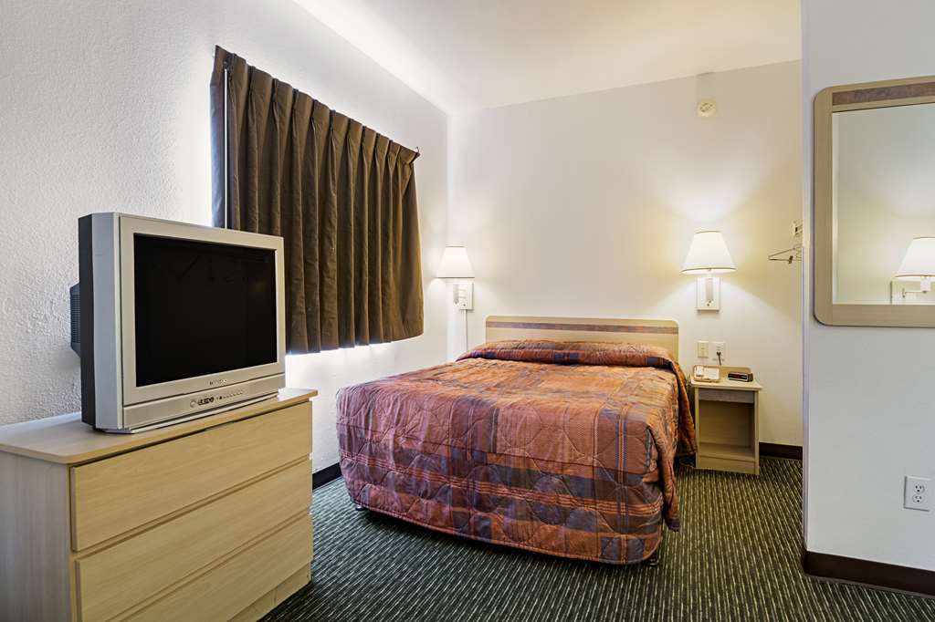 Studio 6 Charlotte Airport Otel Oda fotoğraf