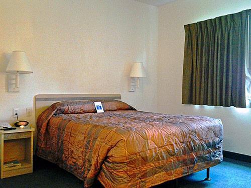 Studio 6 Charlotte Airport Otel Oda fotoğraf